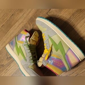 Colorful High-Top Reves Kiy Sneakers